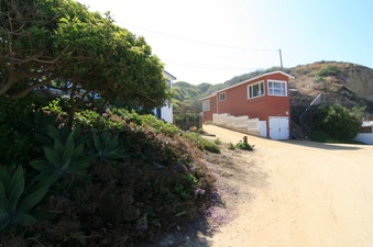 Enlarge photo 40