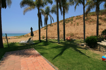 Enlarge photo 35