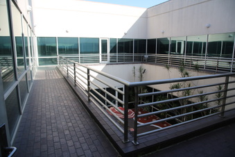 Enlarge photo 115