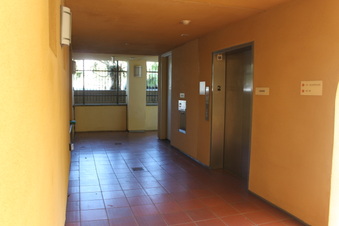Enlarge photo 14