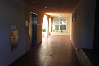 Enlarge photo 18
