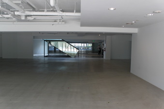 Enlarge photo 24
