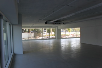 Enlarge photo 32