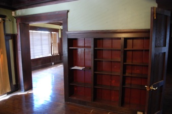 Enlarge photo 129
