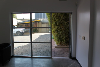 Enlarge photo 19