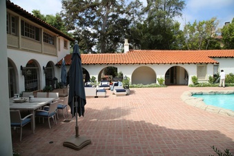 Enlarge photo 63