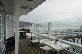 Enlarge photo 23