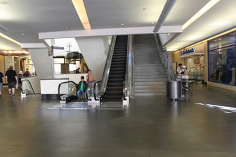 Enlarge photo 23