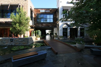 Enlarge photo 19