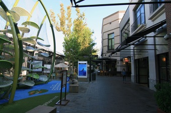 Enlarge photo 46