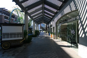 Enlarge photo 64