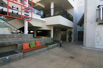 Enlarge photo 85