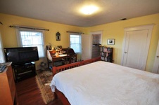 Enlarge photo 35