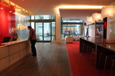 Enlarge photo 37