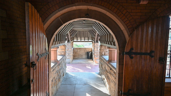 Enlarge photo 22