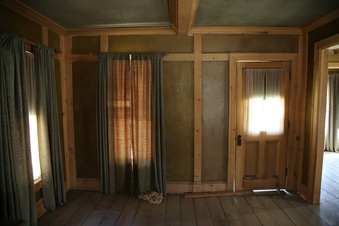 Enlarge photo 58