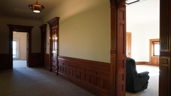 Enlarge photo 108
