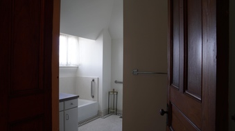 Enlarge photo 147