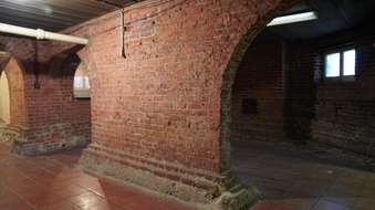 Enlarge photo 181