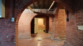 Enlarge photo 186