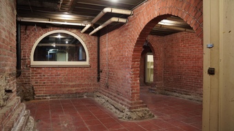 Enlarge photo 193