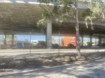 Enlarge photo 13