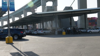 Enlarge photo 18