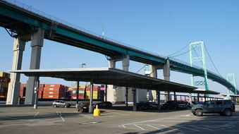 Enlarge photo 47