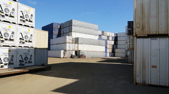 Enlarge photo 15