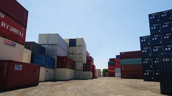 Enlarge photo 37