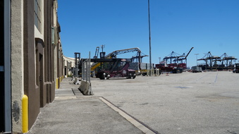 Enlarge photo 127