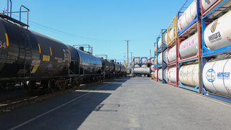 Enlarge photo 32
