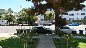Enlarge photo 4