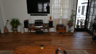 Enlarge photo 35
