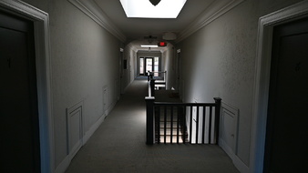 Enlarge photo 24