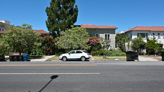 Enlarge photo 37