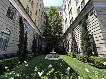 Enlarge photo 2