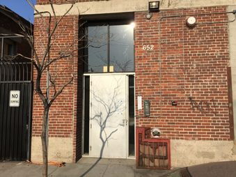 Enlarge photo 19