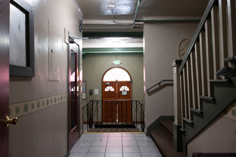 Enlarge photo 18