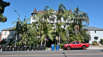 Enlarge photo 23