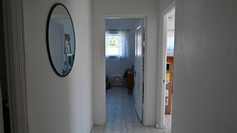 Enlarge photo 2