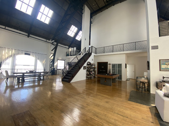 Enlarge photo 36