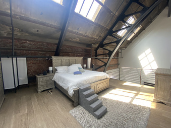 Enlarge photo 51