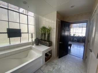 Enlarge photo 35