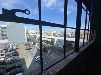 Enlarge photo 37