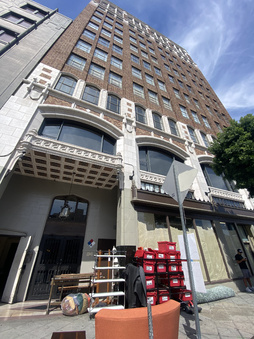 Enlarge photo 48