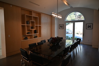 Enlarge photo 46