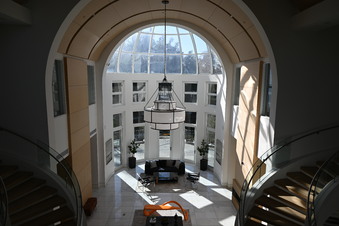 Enlarge photo 56