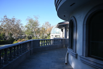Enlarge photo 69