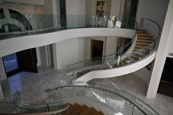 Enlarge photo 84
